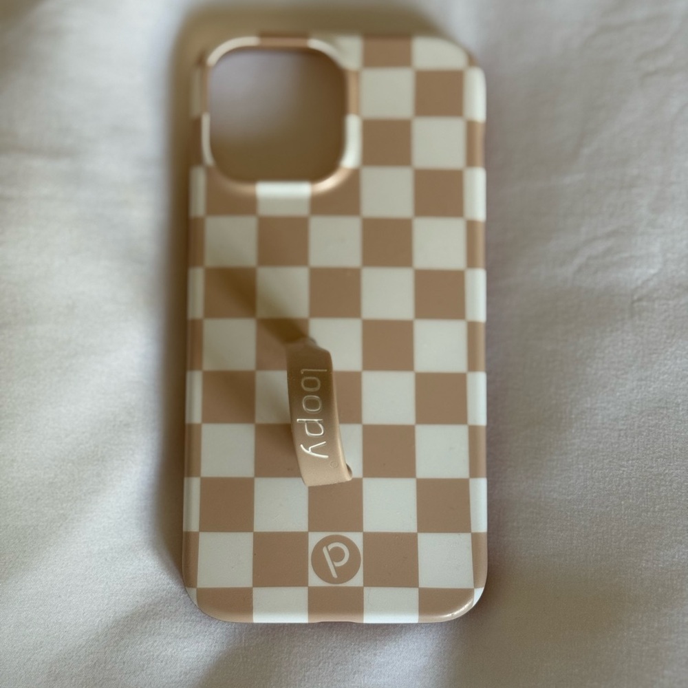 Loopy Case Tan and White Checkerboard iPhone Case